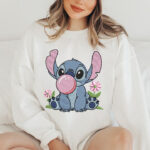 Blue Alien Blowing Bubble Gum Embroidery Design, Cute Cartoon Creature with Pink Flowers Pattern, Playful Summer Machine Embroidery File - Image 4