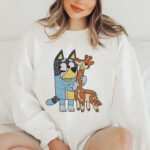 Blue Heeler Dog and Giraffe Toy Embroidery Design, Cartoon Puppy Hugging Plushie Machine Embroidery Pattern, Kids Nursery Embroidery File - Image 2