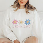 Land That I Love Embroidery Design, Daisy Flower Machine Embroidery Pattern, Patriotic Floral Embroidery File for Summer Shirts, Bags - Image 4