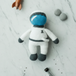 Austronaut Amigurumi Crochet Pattern | Digital Download