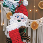 Merry Christmas Wreath Crochet Pattern PDF | Festive Holiday Decoration Pattern Download - Image 6