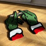 Grinch Hands Tufted Rug, Funny Christmas Decor - Image 3