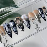 3D Metallic Silver on Black Long Stiletto Press On Nails Goth , Silver Stars Gothic Fake Nails, Emo Y2K Nails - Image 4