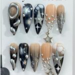 3D Metallic Silver on Black Long Stiletto Press On Nails Goth , Silver Stars Gothic Fake Nails, Emo Y2K Nails - Image 3