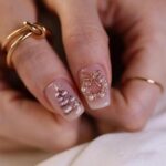 Christmas Wreath Medium Coffin Press On Nail, Festive Christmas Holiday Design, Custom Luxury Nail Art, Handmade False Nail, Gel Nail Art