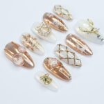 Festive Reindeer & Laurel Wreath Press-On Nails: Medium Almond Shape for a Holiday Vibe. Perfect Gift for Her This Christmas - Image 3
