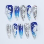 Winter Elegance: Long Stiletto Press-On Nails Adorned with White Flowers in Snow – Perfect for Christmas Day or the Ultimate Gift for Her