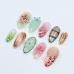 Press On Nail Florivibe Floral & Leaf Art | 3D Flower Fake Nail Medium Almond | Handmade Nature-Inspired Nail Art for Vacation, Party, Event - Image 2