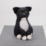 Black Cat Needle Felting Kit for Beginners DIY Craft Kit Include Everything to Make 5inch Height - Image 2
