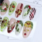Christmas Press On Nails with 3D Wreath, Reindeer, Gift & Candy Cane | Medium Almond Fake Nails | Handmade Holiday Nail Art Set or Gifts - Image 3