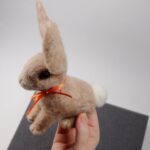 Hare Needle Felting Kit for Beginners: 5" DIY Craft with Merino Wool - Image 2