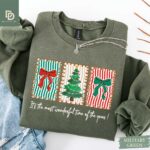 Coquette Merry Christmas Sweatshirt, Merry Christmas Family Shirt Winter Holiday Shirt Coquette Bow Xmas Tee Womens Xmas Gift Family Festive