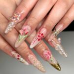 Elegant Floral Nude Press On Nails, Romantic 3D Flower Nail Set, Handmade Reusable Fake Nails, Blush Pink Gold Luxury Nails - Image 3