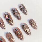 Moonstone Chrome Press On Nails, Nude Silver Fake Nails, Handmade Metallic Nail Set, Celestial Star Nail Art, Glossy Reusable Almond Nails - Image 2