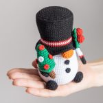 Crochet patterns Christmas Snowman gnome, Christmas crochet gnomes pattern, Crochet winter gnome pattern, Christmas amigurumi gnome pattern - Image 5