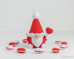 Crochet patterns gnome with heart, Valentine amigurumi gnome pattern, Valentine crochet gnome pattern, Crochet valentine gnome pattern - Image 5