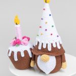 Crochet patterns Birthday gnome cupcake, Crochet gnome amigurumi pattern, Easter crochet food pattern, Crochet holiday gnome gift pattern - Image 5