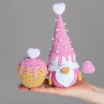 Crochet patterns gnome with heart and crochet cupcake pattern, Crochet valentine gnome pattern, Valentines day gnome crochet pattern - Image 5
