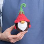 Crochet patterns Flower Gnome Petunia, Mother's day crochet pattern, Crochet Birthday gnome amigurumi pattern, Crochet gnome decoration - Image 10