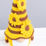 Crochet patterns Gnome Sunflower, Crochet flower pattern, Gnome amigurumi pattern, Crochet gnome pattern with crochet sunflowers - Image 4
