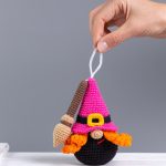 Halloween crochet keychain patterns bundle, Crochet pumpkin gnome, Crochet skull pattern, Crochet witch gnome, Crochet Halloween decor - Image 8