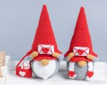 Crochet patterns gnomes in love with envelope, Crochet gnomes couple amigurumi pattern, Crochet Valentine gnome pattern, Crochet gift - Image 4