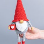 Crochet patterns gnomes with cups, Crochet gnome amigurumi pattern, Crochet valentine gnome patterns, Crochet gift for couple, Crochet heart - Image 10