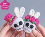 Easter crochet patterns skull keychain with flowers, Crochet bunny skull pattern, Crochet skull amigurumi pattern, Crochet keychain pattern