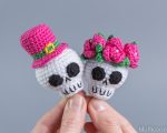 Easter crochet patterns skull keychain with flowers, Crochet bunny skull pattern, Crochet skull amigurumi pattern, Crochet keychain pattern - Image 8
