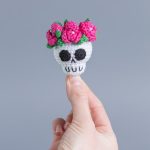Easter crochet patterns skull keychain with flowers, Crochet bunny skull pattern, Crochet skull amigurumi pattern, Crochet keychain pattern - Image 7