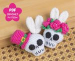 Easter crochet patterns skull keychain with flowers, Crochet bunny skull pattern, Crochet skull amigurumi pattern, Crochet keychain pattern - Image 3