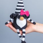 Crochet Halloween patterns Bundle: Crochet Halloween Gnome Witch, Crochet keychain skull, Crochet gnome with pumpkin, Amigurumi witch - Image 5