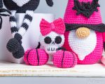 Crochet Halloween patterns Bundle: Crochet Halloween Gnome Witch, Crochet keychain skull, Crochet gnome with pumpkin, Amigurumi witch - Image 7