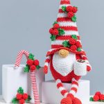 Crochet patterns Christmas gnome with candy cane, Christmas amigurumi gnome pattern, Crochet ornaments, Christmas crochet gnome pattern - Image 4
