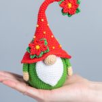 Crochet patterns Christmas gnome with poinsettia, Christmas amigurumi gnome pattern, Crochet winter gnome pattern, Christmas crochet gnome - Image 9