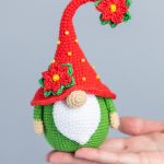 Crochet patterns Christmas gnome with poinsettia, Christmas amigurumi gnome pattern, Crochet winter gnome pattern, Christmas crochet gnome - Image 7