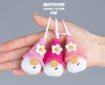 Crochet patterns amigurumi keychain gnome with crochet flower, Crochet keychain amigurumi pattern, Easter crochet pattern - Image 3