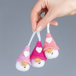 Crochet patterns amigurumi keychain gnome with crochet flower, Crochet keychain amigurumi pattern, Easter crochet pattern - Image 6