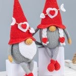 Crochet patterns Valentine gnomes with heart and arrow, Crochet gnomes couple amigurumi pattern, Crochet gnome pattern, Crochet couple gifts - Image 10