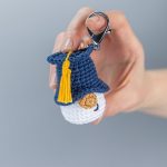 Crochet patterns Mini Graduation gnome keychains, Crochet keychain pattern, Graduation gifts crochet gnome keychain pattern, Crochet gift - Image 6