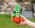 Crochet patterns Plush Halloween amigurumi gnome pumpkin, Crochet pumpkin keychain gnome pattern, Halloween crochet pattern - Image 5