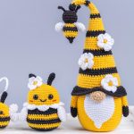 Crochet patterns bundle: amigurumi bee keychains & Crochet bee gnome, Crochet pattern bumble bee car hanger, Crochet animals pattern - Image 3