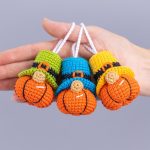 Crochet patterns Amigurumi Halloween gnome pumpkin, Crochet keychain pumpkin gnome pattern, Halloween ornaments, Thanksgiving gifts - Image 6
