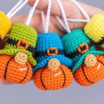 Crochet patterns Amigurumi Halloween gnome pumpkin, Crochet keychain pumpkin gnome pattern, Halloween ornaments, Thanksgiving gifts - Image 5