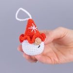 Crochet pattern Christmas gnome ornaments with snowflake, Crochet gnome decor amigurumi pattern, Easy crochet pattern, Crochet ornament - Image 18