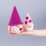 Crochet patterns Gnomes with hearts Amigurumi Pattern (PDF), Crochet alentine gnomes pattern, Crochet gnome pattern, Crochet keychain - Image 9