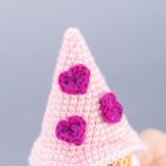 Crochet patterns Gnomes with hearts Amigurumi Pattern (PDF), Crochet alentine gnomes pattern, Crochet gnome pattern, Crochet keychain - Image 7