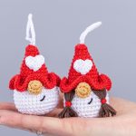 Crochet Pattern Valentine Gnomes Keychain PDF – Amigurumi Gnome Couple with crochet hearts - Image 13