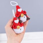 Crochet Pattern Valentine Gnomes Keychain PDF – Amigurumi Gnome Couple with crochet hearts - Image 15