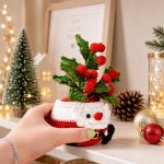 Holly Santa Pot Crochet Pattern, Christmas Amigurumi PDF Pattern, Santa Plant Pot, Holiday Crochet Decor Digital Download - Image 2